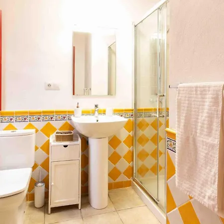 Casa Roja Holiday home Niguelas