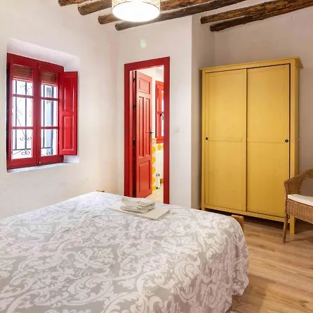 Casa Roja * Niguelas
