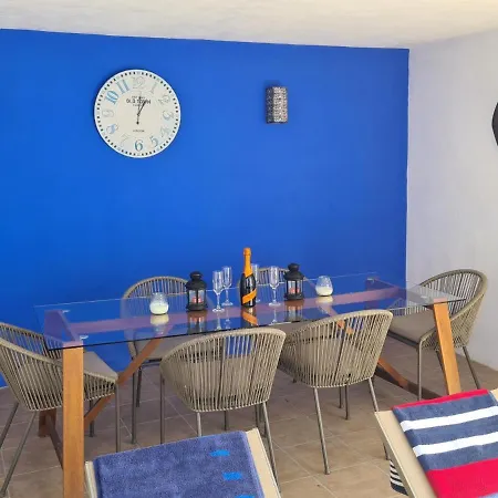 Casa Roja Holiday home