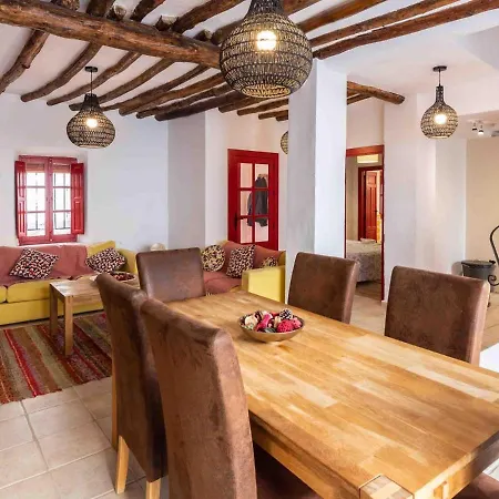 Casa Roja * Niguelas