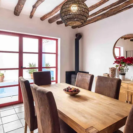 Casa Roja Holiday home